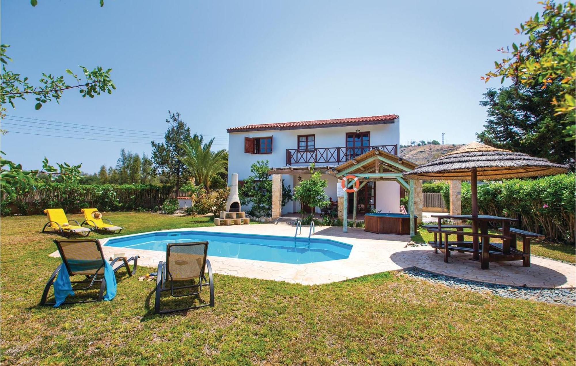 Amazing Home In Pomos With Wifi Luaran gambar