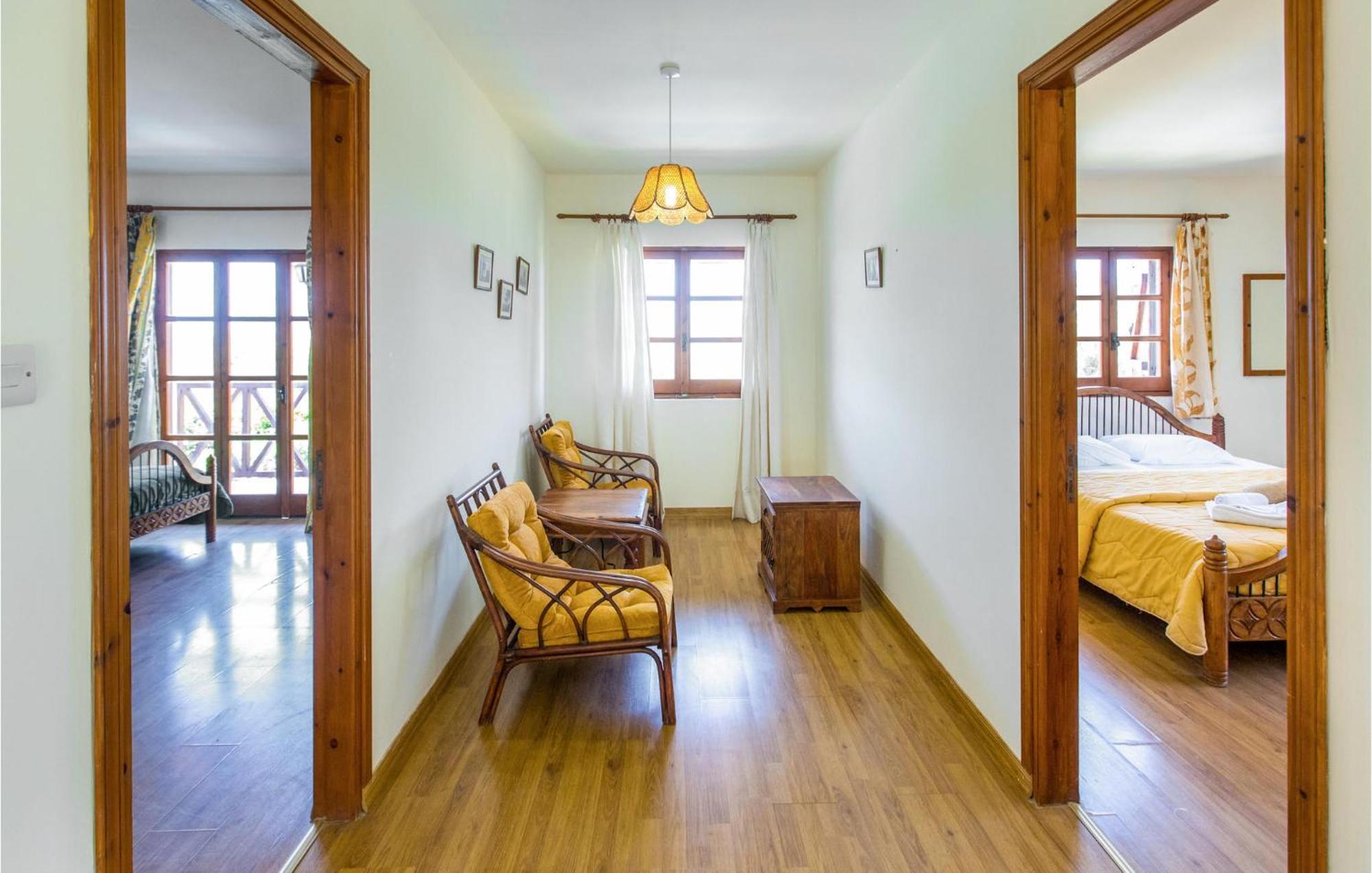 Amazing Home In Pomos With Wifi Luaran gambar