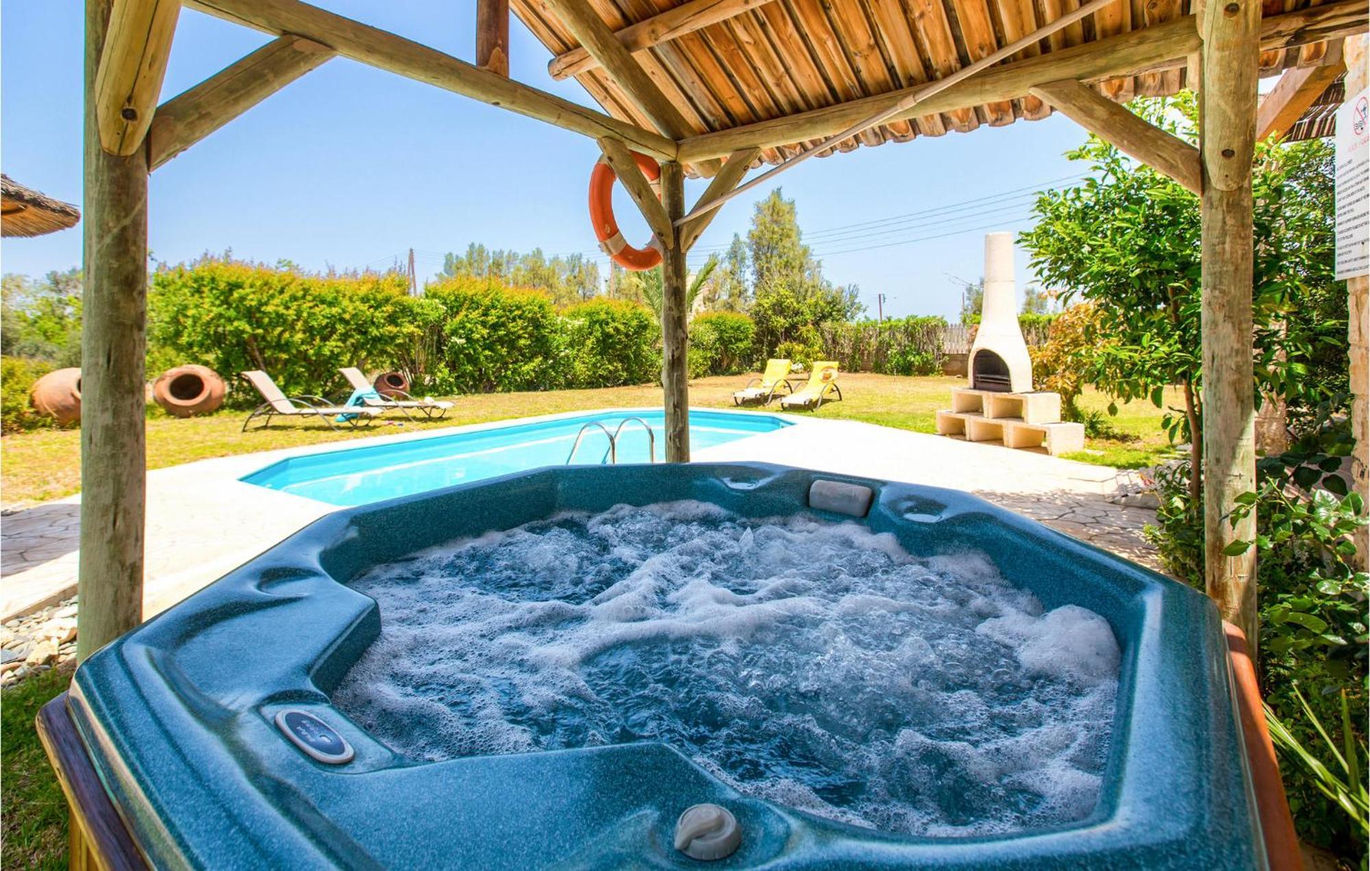Amazing Home In Pomos With Wifi Luaran gambar